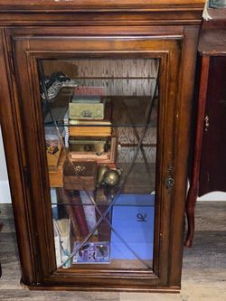 Wood Display Cabinet with Glass Door