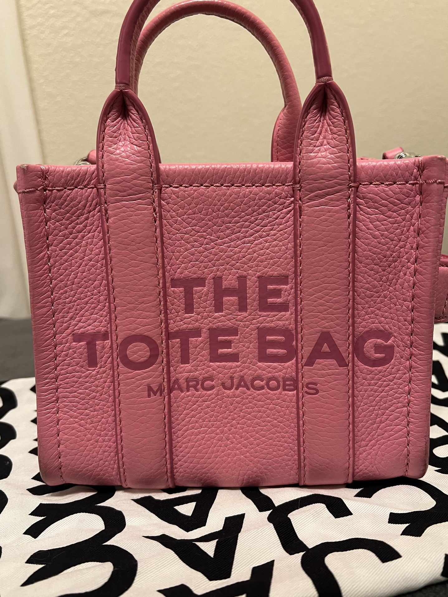 Marc Jacobs The Small Leather Tote Bag Bow Pink