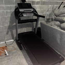 Pro-Form Pro9000 Treadmill