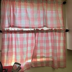 Pink Kitchen Curtains 