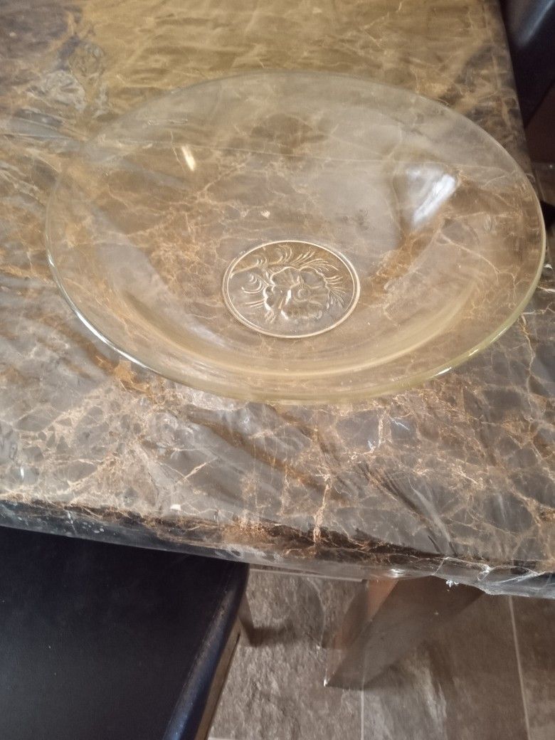 Beautiful Glass Jello Mold Bowl Or Serving Bowl 
