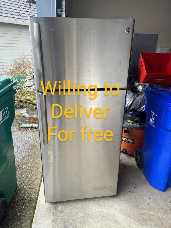 GE Stainless Steel Apartment Size Refrigerator 16 Cuft (Dimensions:28" W 28" D 64" in H