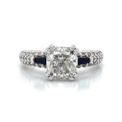 Designs 14K Scott Kay Diamond Ring💎💍❤️🤙 14K white gold diamond ring. The center diamond is cushion shaped and weighs 1.54 carats with a clarity gra