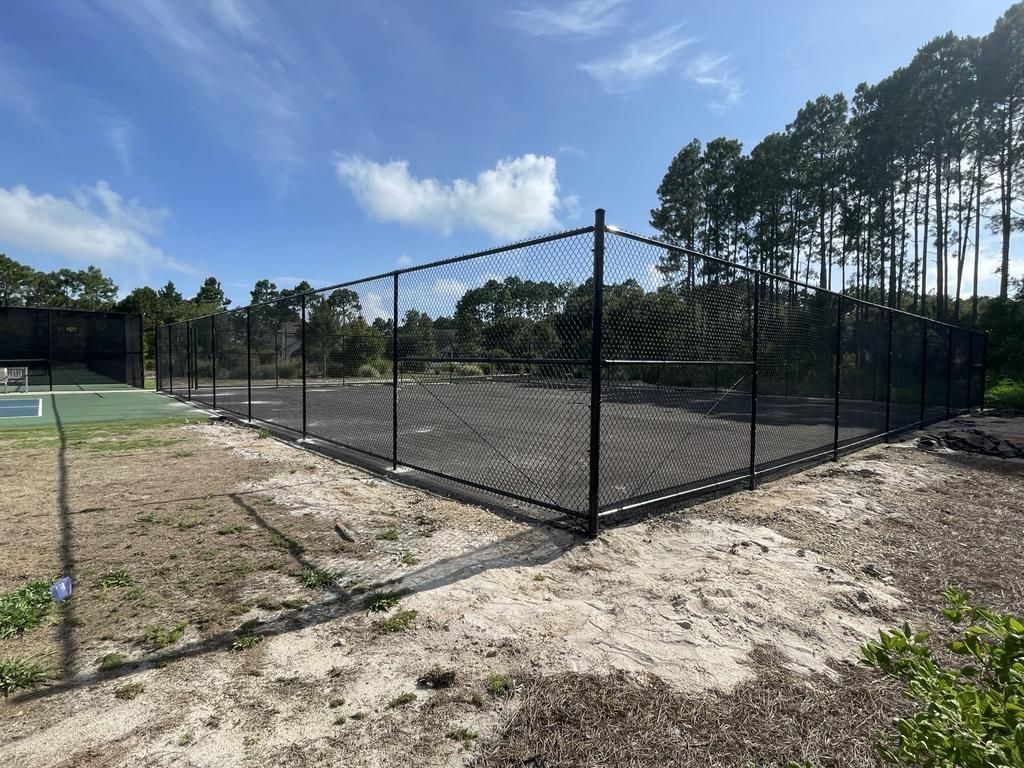 básquet court fence