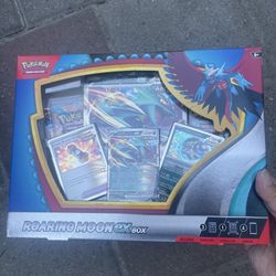 Pokemon Roaring Moon EX Box