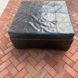 Storage Ottoman