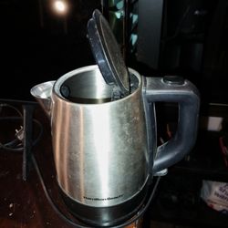 Hamilton Beach Electric Kettle 