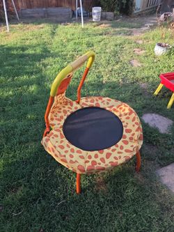 Toddler jumper trampoline