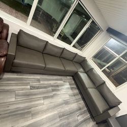 Sectional modern gray sofa