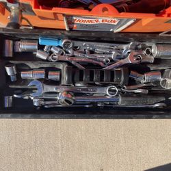 Large Home Depot TOOL BOX WITH TOOLS