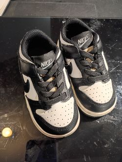 NIKE DUNK LOW " PANDA" TODDLER SHOES WHITE/BLACK/WHITE SIZE 6C