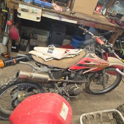2004 United Motor Dirt Bike