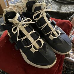 Nike Air Edge / Size 12.5