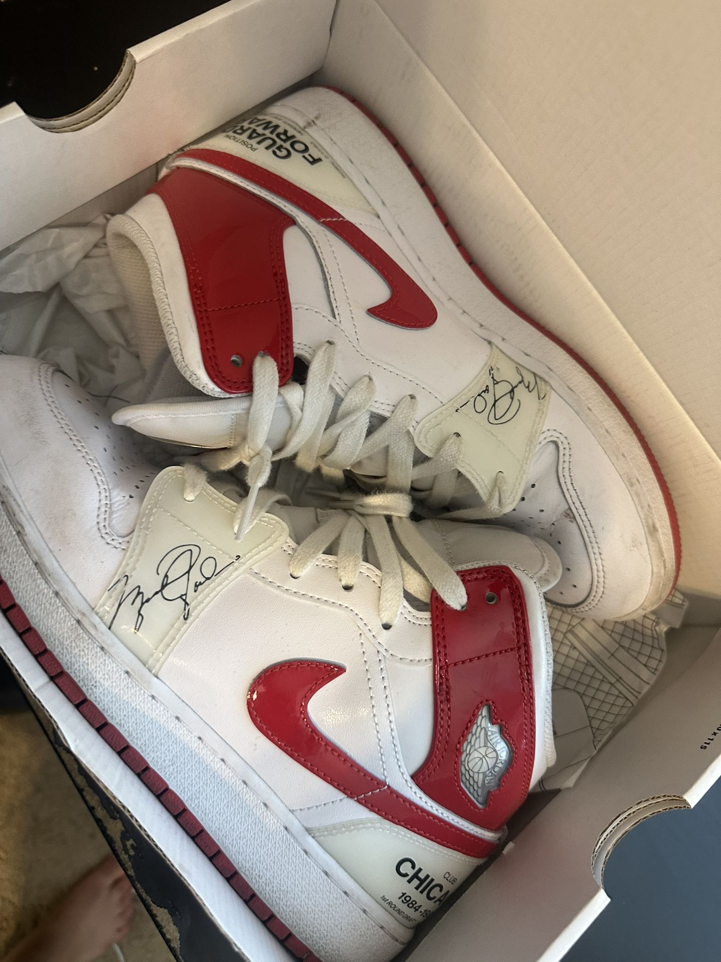 jordan’s 1s mid rookie S7 in men