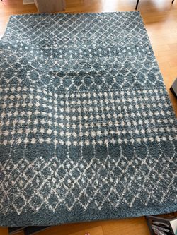 Moroccan Trellis Rug Blue 6’7’’ x 9’