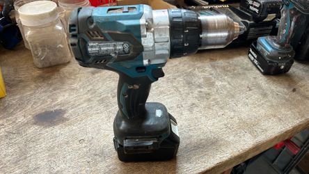 Makita Hammer drill Electric