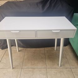 Stylewell Amerlin  Grey Wood Desk New With An Imperfection