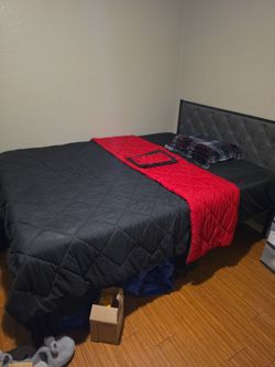 Queen Size Bed For Sale!!!