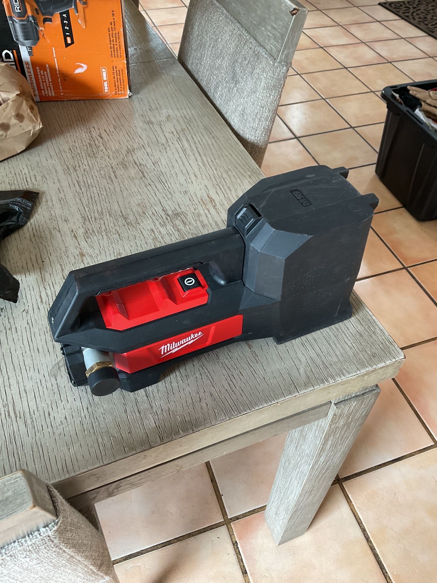 Milwaukee M 18 pump transfer to only