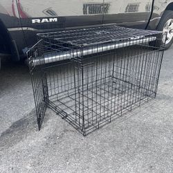 Flodable Metal Dog Crate EXCELLENT 