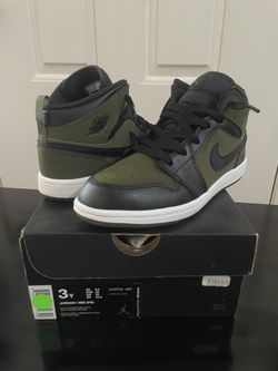 Jordan 1 Mid Olive