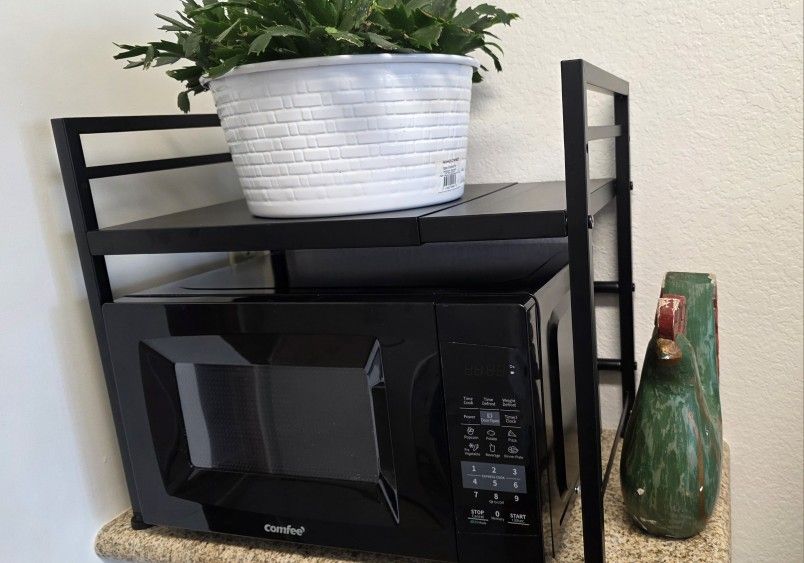 Microwave For Dorm Or Small Kitchen
