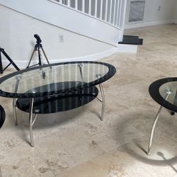 Coffee Table With 2 Matching End Tables