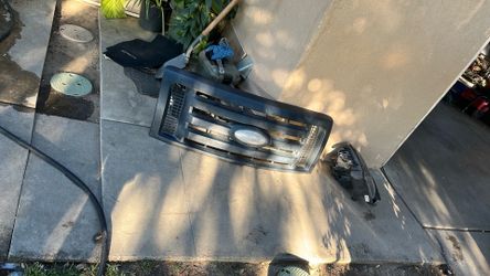 ford grill