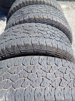 Tires LT 275 65 20 goodyear