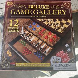 Deluxe Game Gallery Very Good Condition