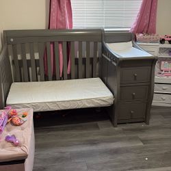 Crib 3 In 1 