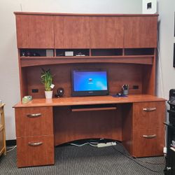 Office Desk with Hutch