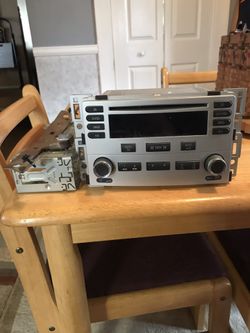 Chevy Cobalt OEM Radio.