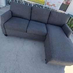 Sofa Couch Entended Ottoman 
