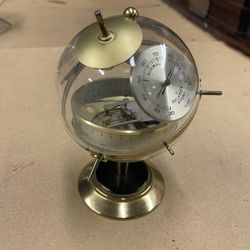 Huger Sputnik Barometer 