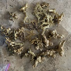 Gold Reindeer  And Cherubins  Ornaments 