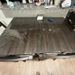 Dining Table 4 Chair 