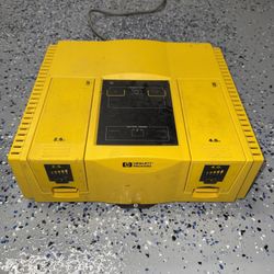 💛 HP M2480B Battery Charger + 8 Batteries (2.5Ah & 4.0Ah) — Powers On! 💥