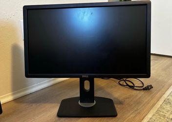 HP EliteDisplay E221c + Dell UltraSharp U2312HM 23" Full HD IPS Monitors