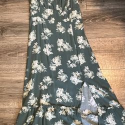 Hollister Green Floral Maxi Dress Size L