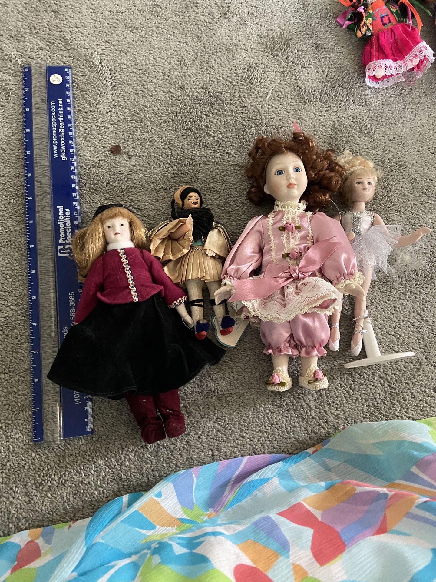 Small Breakable Dolls-4