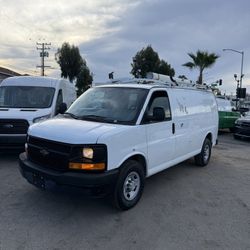 2013 Chevrolet Express G2500 Cargo Van 