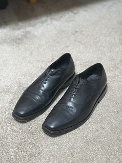 Men’s Size 11 Leather Black Dress Shoes (Thursday Boot Company)