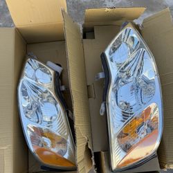 Headlights (2000 Toyota Avalon)