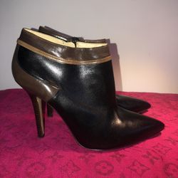 IVANKA TRUMP heeled ankle boots! Very Comfortable ! Like New! Brown And Black