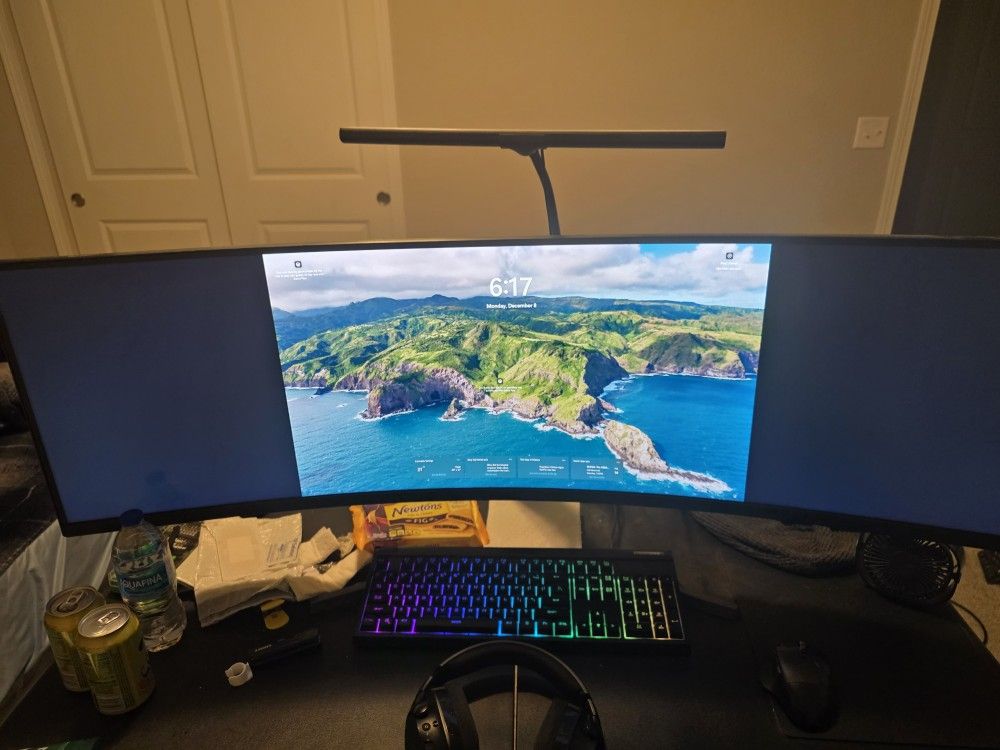 Samsung CRG9 49" 1080p Dual QHD Curved QLED Gaming Monitor