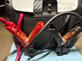 Car battery jumper