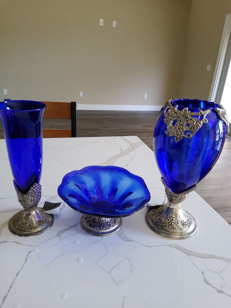 Vintage Cobalt Blue Glass Vase w/Ornate Silverplate Grapevine