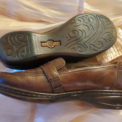 Earth Spirit Leather Loafers - Size 6.5 Women's 