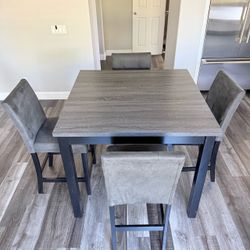 4 Seat Gray Wood Dining Table Good Condition